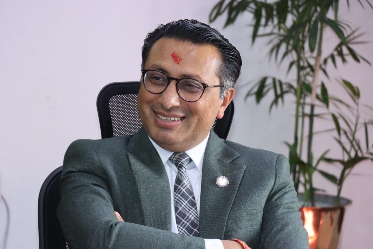सुनचाँदी व्यवसायीका समस्या समाधान गर्न अर्थमन्त्रीसँग महासंघको आग्रह
